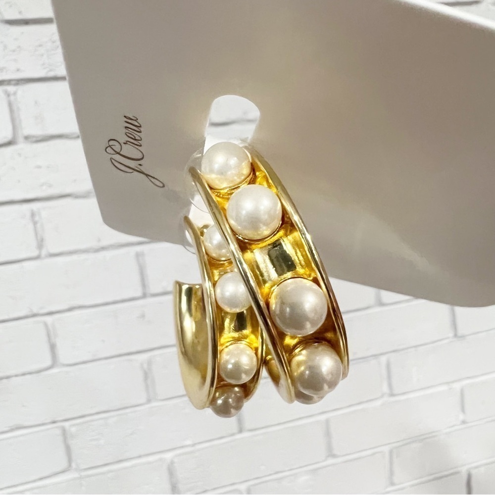 J.Crew Women’s Pearl-studded hoop earrings - Picture 2 of 4